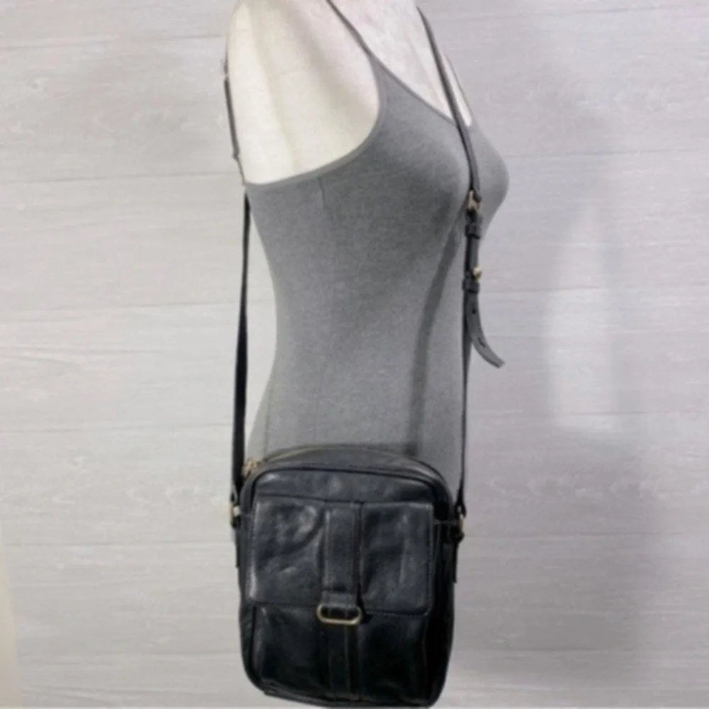 ALCO women’s genuine leather crossbody bag Color Black